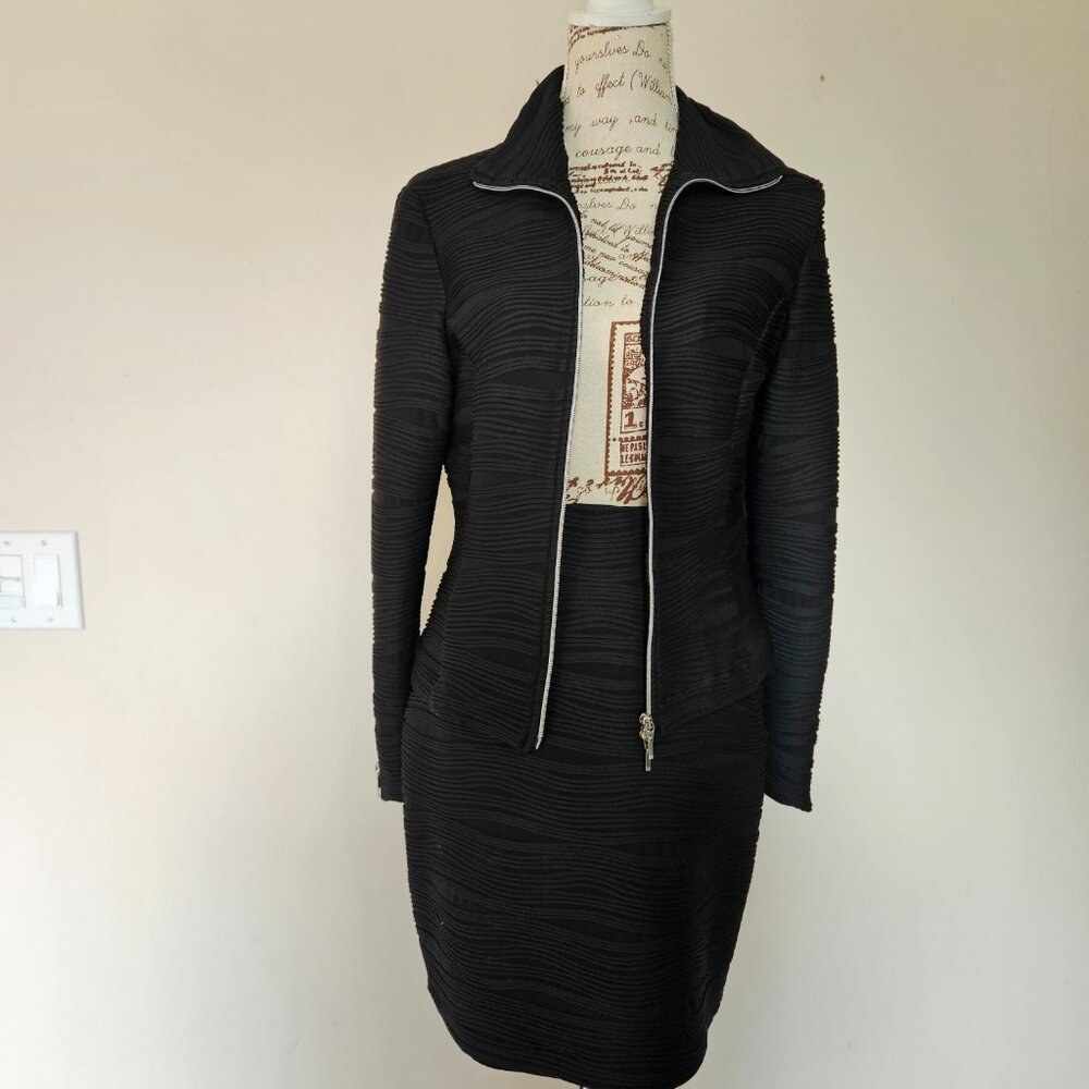Jacket/Blazer - Picture 10 of 11